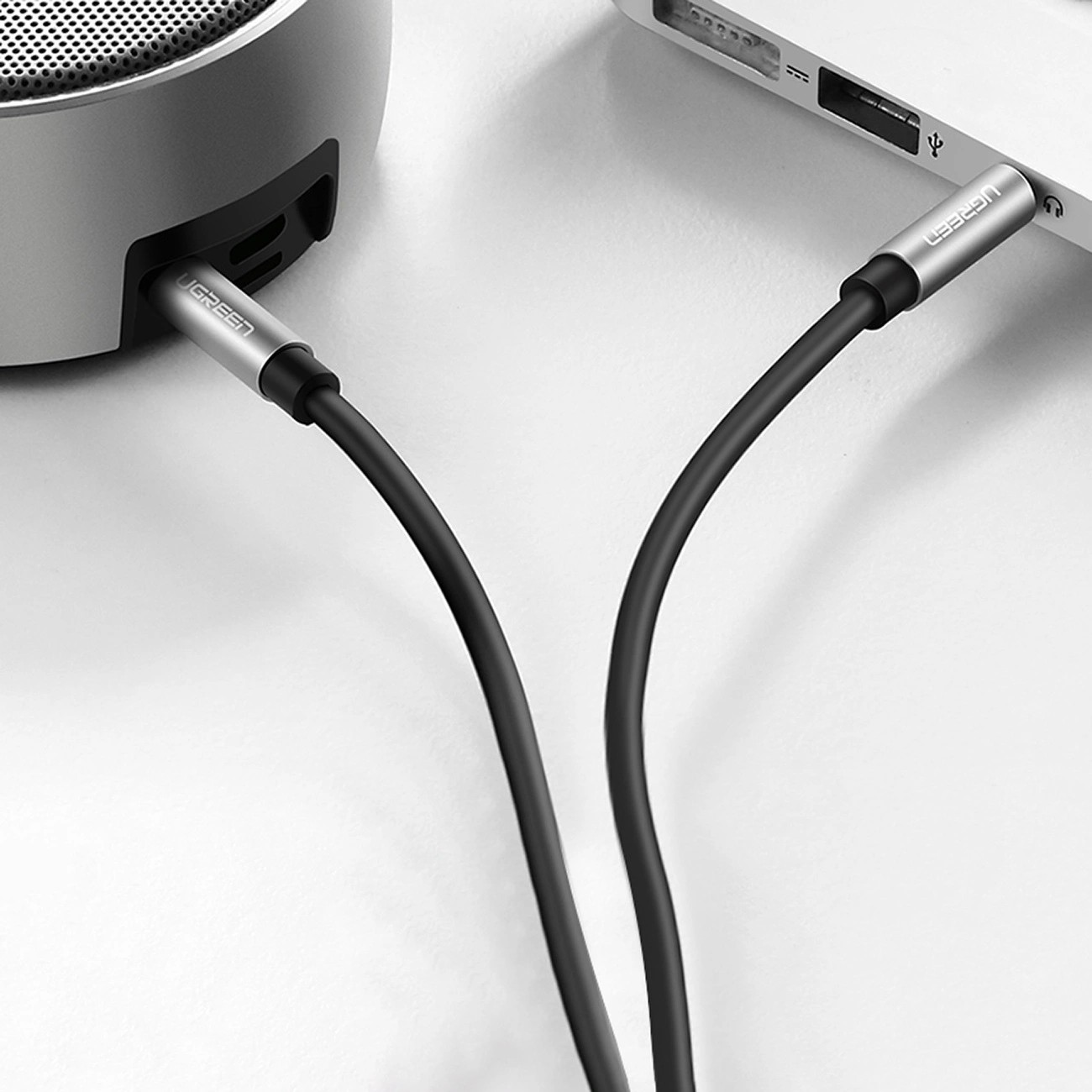 Cavo Ugreen - cavo audio AUX mini jack 3,5 mm - 1m - Nero