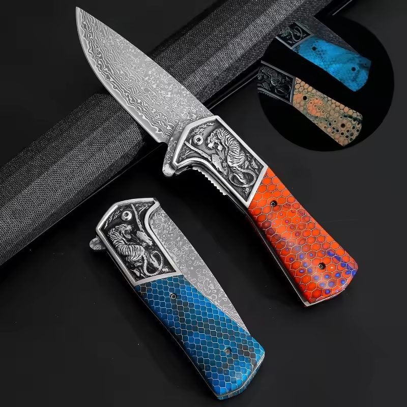 Coltello pieghevole da esterno damascato CO-42105 DA3244 - Blu / Seconda scelta